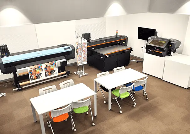 中部営業所  ショールーム