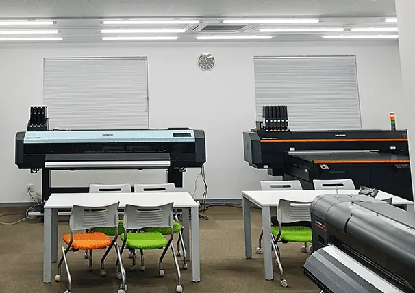 中部営業所  ショールーム