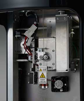 高精度造形を実現する高剛性ボディ