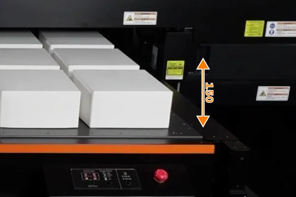 150㎜までの立体物に直接プリント